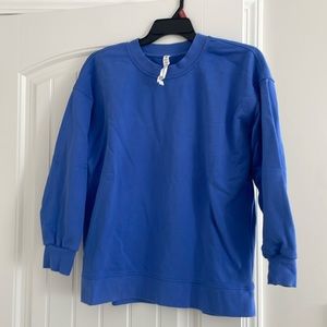 Lululemon sweatshirt